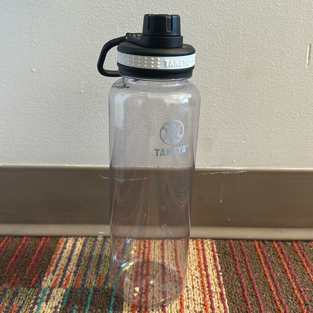 Takeya Clear Waterbottle